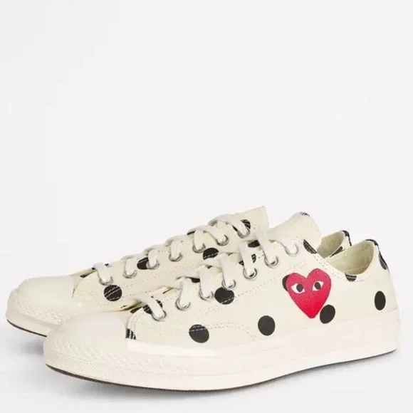 Comme des Garcons PLAY x Converse Sneakers with Black Dots - Picture 1 of 13